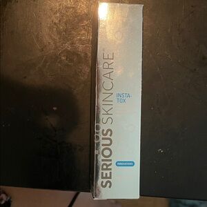 Serious Skincare Insta-Tox Serum - Silver